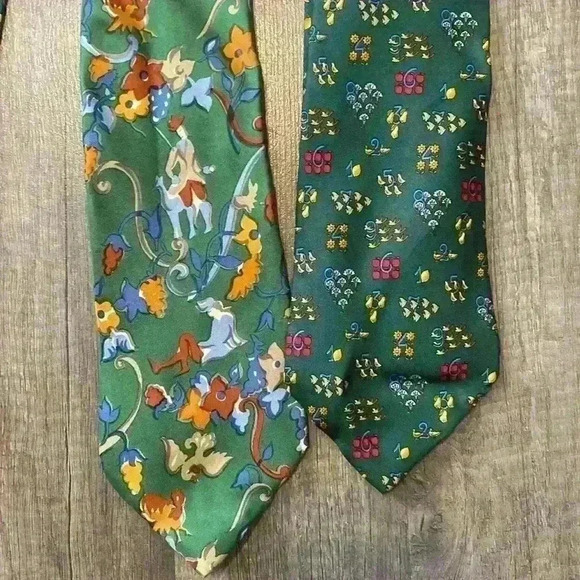 Ferragamo ties - Picture 4 of 6